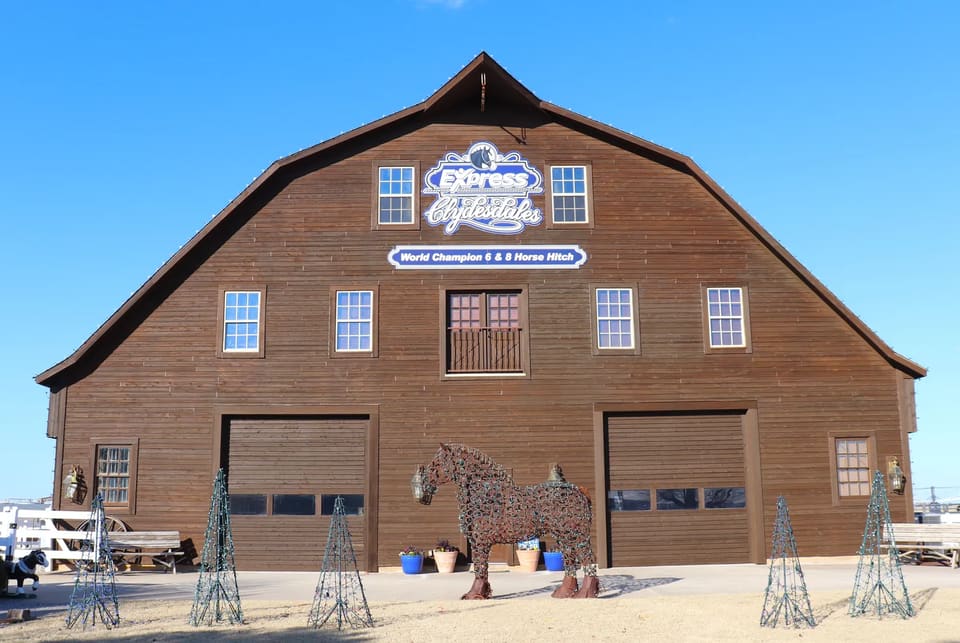 IMG_7435 An image of the front entrance to the express barns in yukon ok.